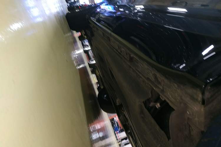 Used Land Rover Range Velar 2024 Dynamic SE Left Side Sill