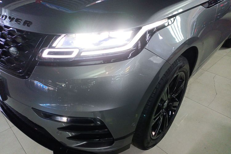 Used Land Rover Range Velar 2023 250 PS Ebony Black Limited Edition Left Front Headlight