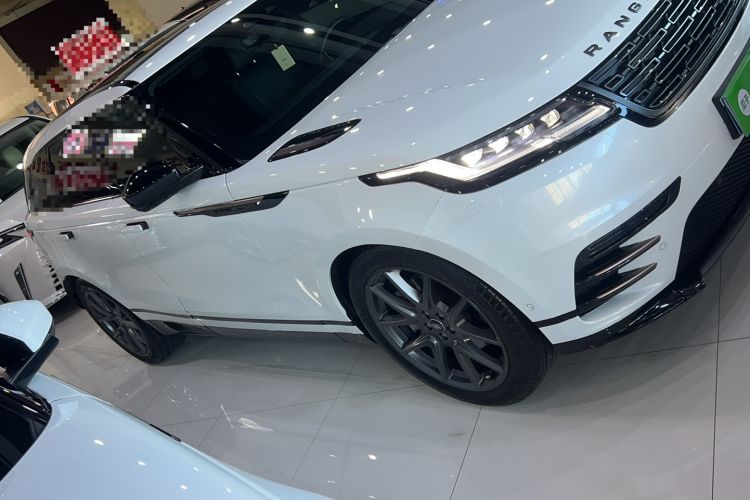 Used Land Rover Range Velar 2024 Dynamic HSE Exterior 2