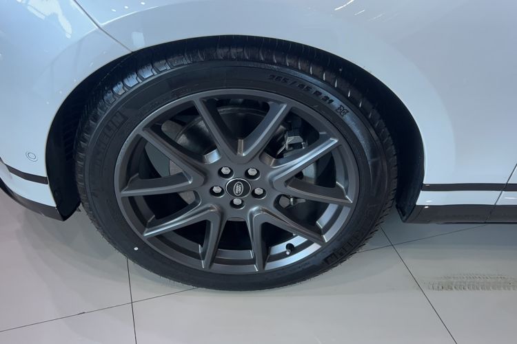 Used Land Rover Range Velar 2024 Dynamic HSE Exterior 3