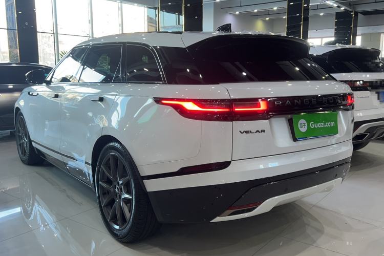 Used Land Rover Range Velar 2024 Dynamic HSE Exterior 4