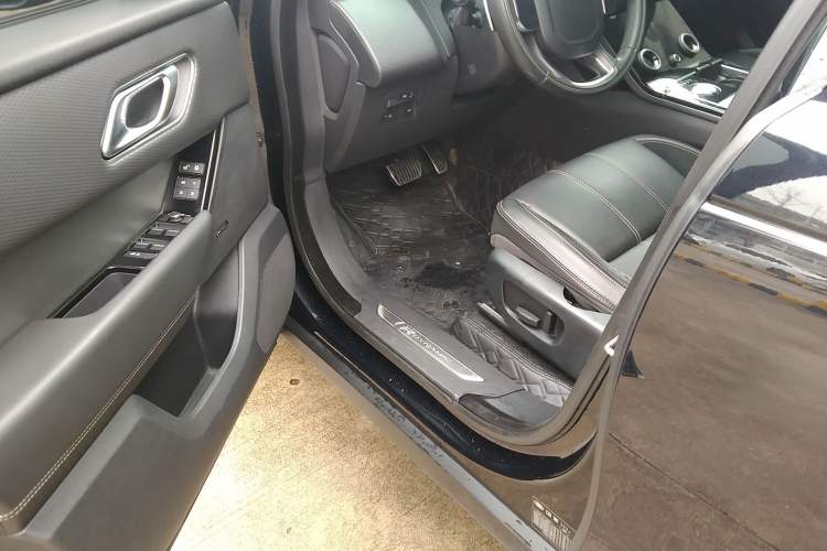 Used Land Rover Range Velar 2017 P380 R-DYNAMIC S Driver Seat