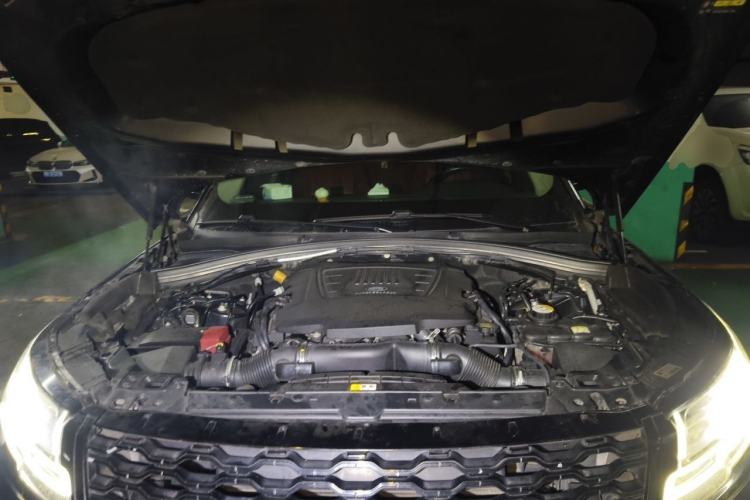 Used Land Rover Range Velar 2017 P380 S Engine Bay