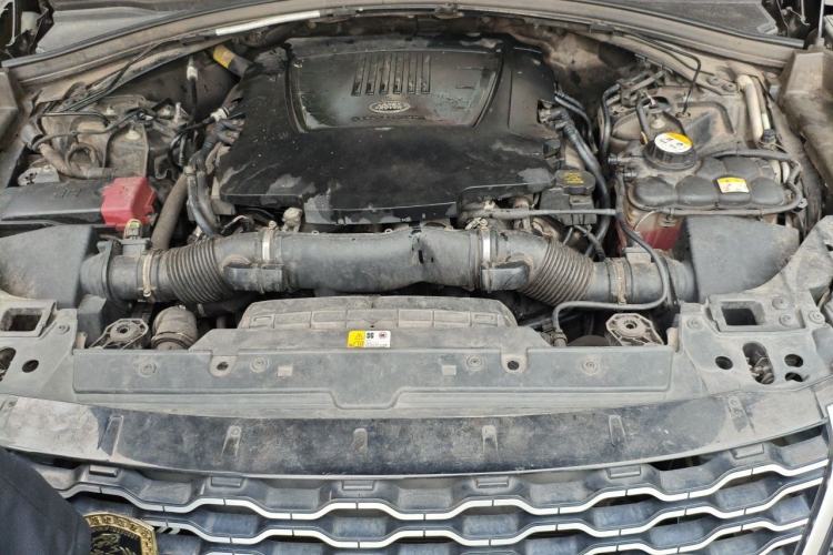 Used Land Rover Range Velar 2017 P380 S Engine Bay