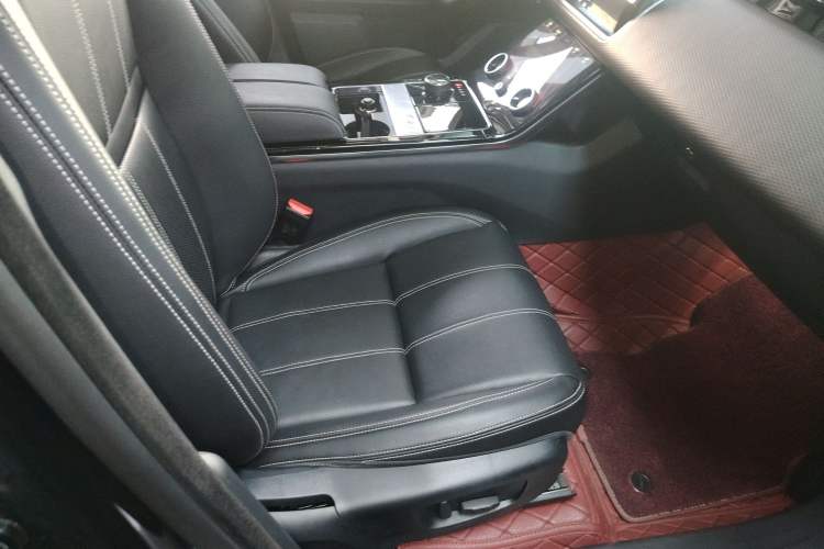 Used Land Rover Range Velar 2017 P250 S Right Front Seat