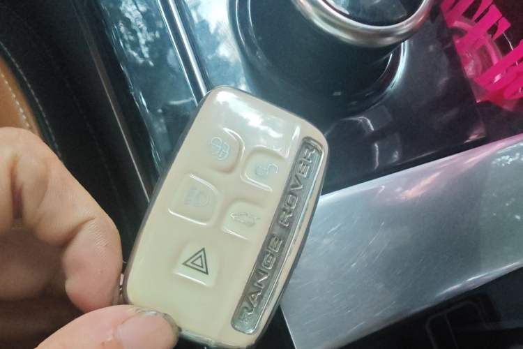 Used Land Rover Range Velar 2017 P380 R-DYNAMIC S Vehicle Key