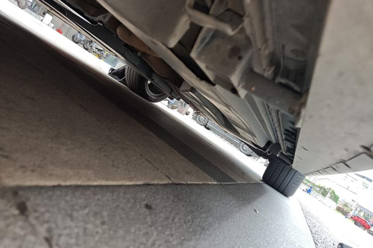 Used Land Rover Range Velar 2017 P380 R-DYNAMIC HSE Chassis Front Left