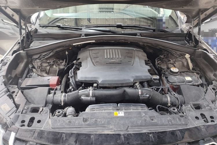 Used Land Rover Range Velar 2017 P380 S Engine Bay