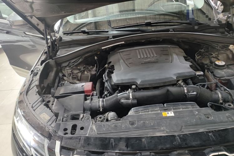 Used Land Rover Range Velar 2017 P380 S Engine Bay Right