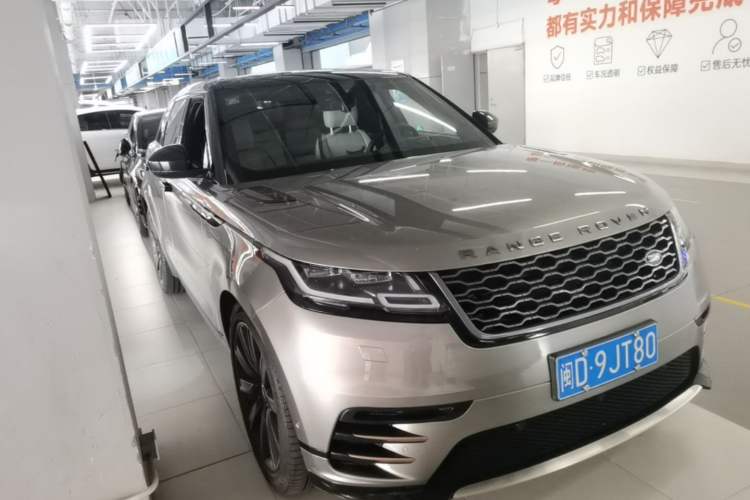 Used Land Rover Range Velar 2017 P380 R-DYNAMIC HSE Front Right 45 Deg