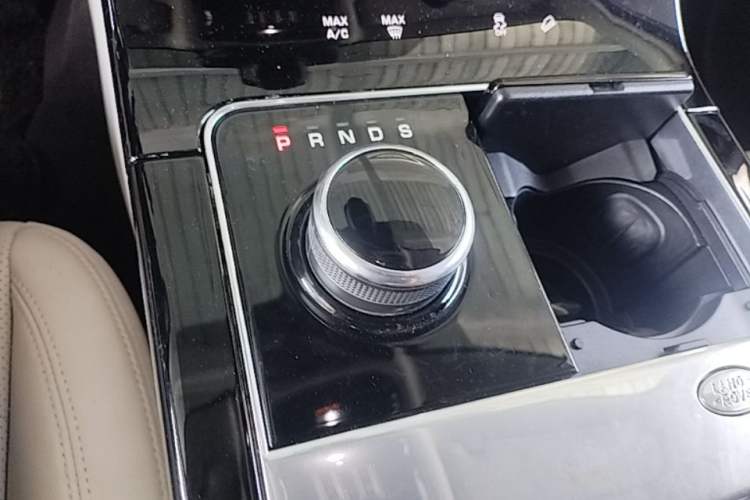 Used Land Rover Range Velar 2017 P380 S Gear Lever
