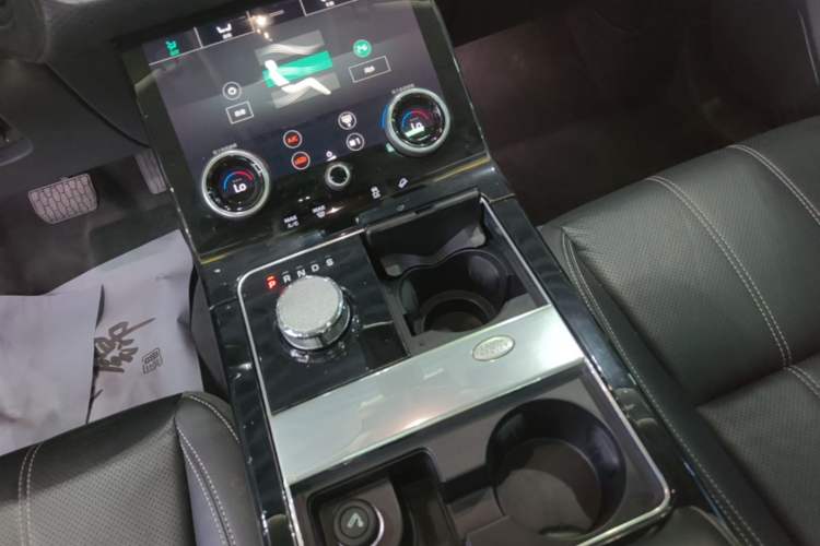 Used Land Rover Range Velar 2017 P250 S Gear Lever