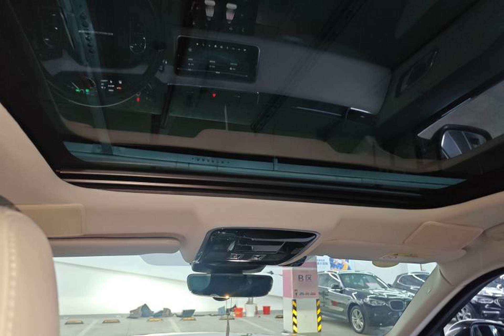 Used Land Rover Range Velar 2017 P380 S Headliner