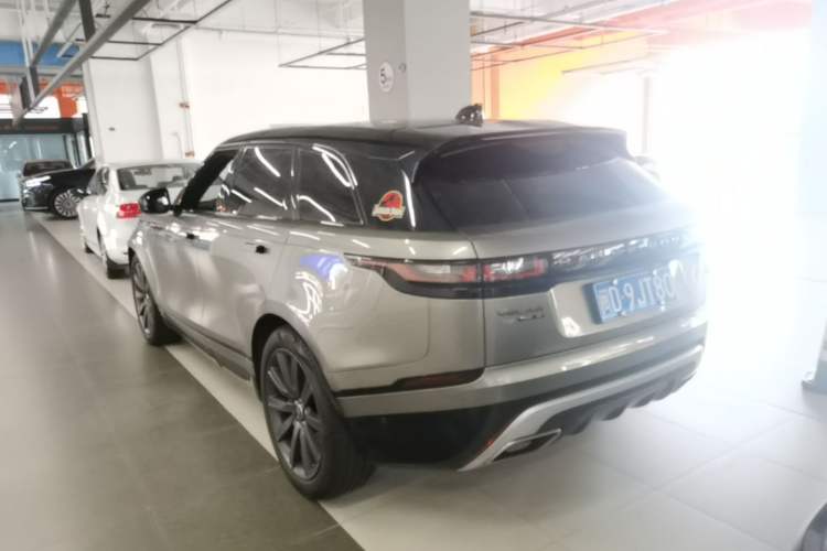Used Land Rover Range Velar 2017 P380 R-DYNAMIC HSE Rear Left 45 Deg