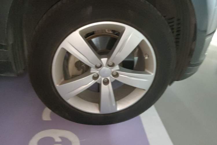 Used Land Rover Range Velar 2017 P380 S Right Front Wheel Hub