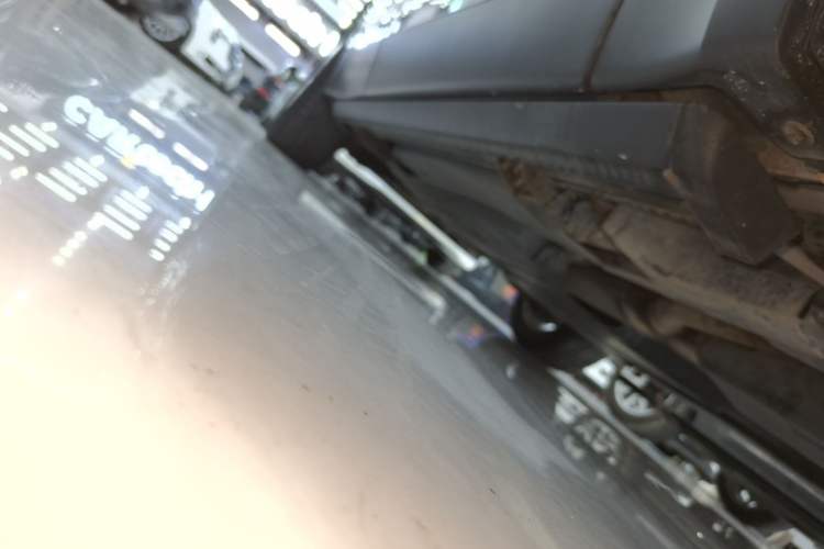 Used Land Rover Range Velar 2017 P250 S Right Side Sill