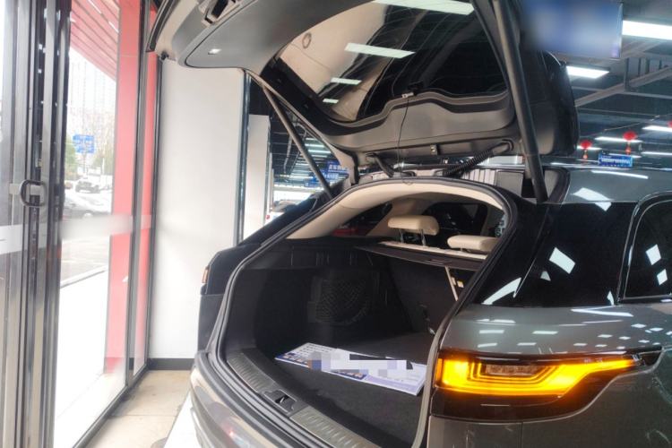 Used Land Rover Range Velar 2017 P380 S Trunk