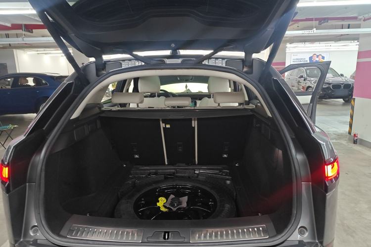 Used Land Rover Range Velar 2017 P380 S Trunk