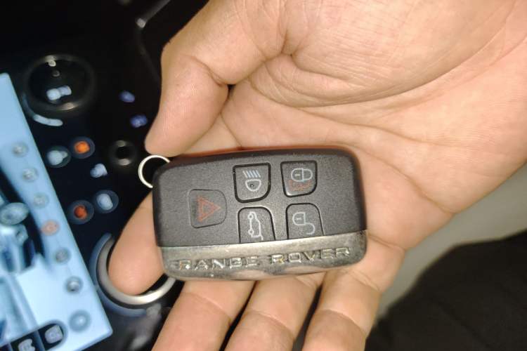 Used Land Rover Range Velar 2017 P380 S Vehicle Key