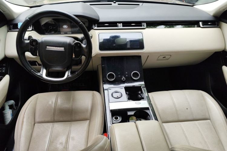 Used Land Rover Range Velar 2017 P380 R-DYNAMIC SE Center Console