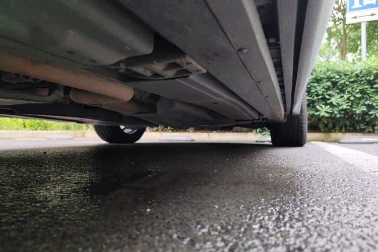 Used Land Rover Range Velar 2017 P380 R-DYNAMIC SE Chassis Front Left