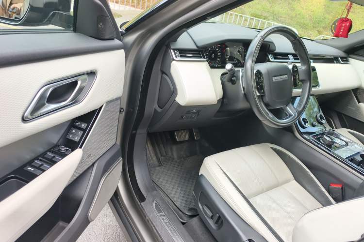 Used Land Rover Range Velar 2017 P380 R-DYNAMIC SE Driver Seat