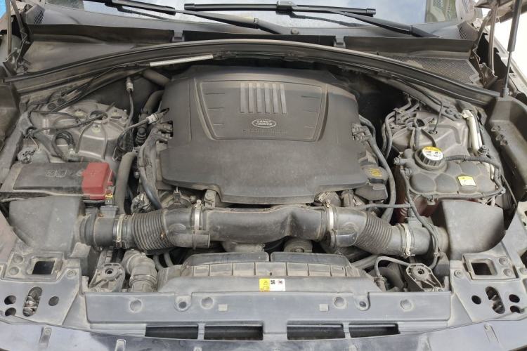 Used Land Rover Range Velar 2017 P380 R-DYNAMIC S Engine Bay