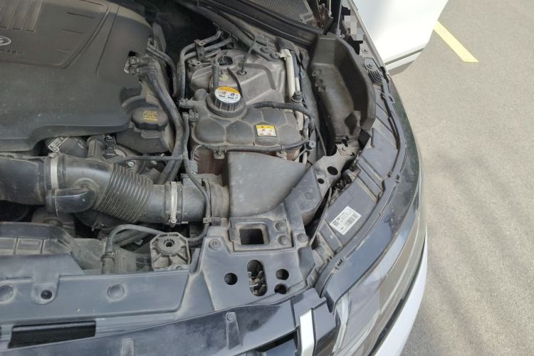 Used Land Rover Range Velar 2017 P380 R-DYNAMIC S Engine Bay Left