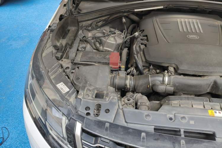Used Land Rover Range Velar 2017 P380 R-DYNAMIC S Engine Bay Right