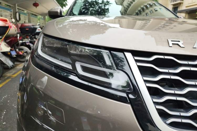 Used Land Rover Range Velar 2017 P380 R-DYNAMIC SE Right Front Headlight