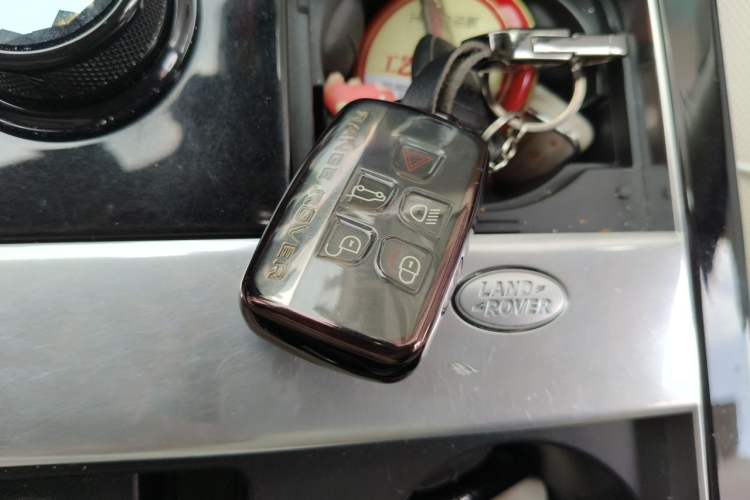 Used Land Rover Range Velar 2017 P380 R-DYNAMIC S Vehicle Key