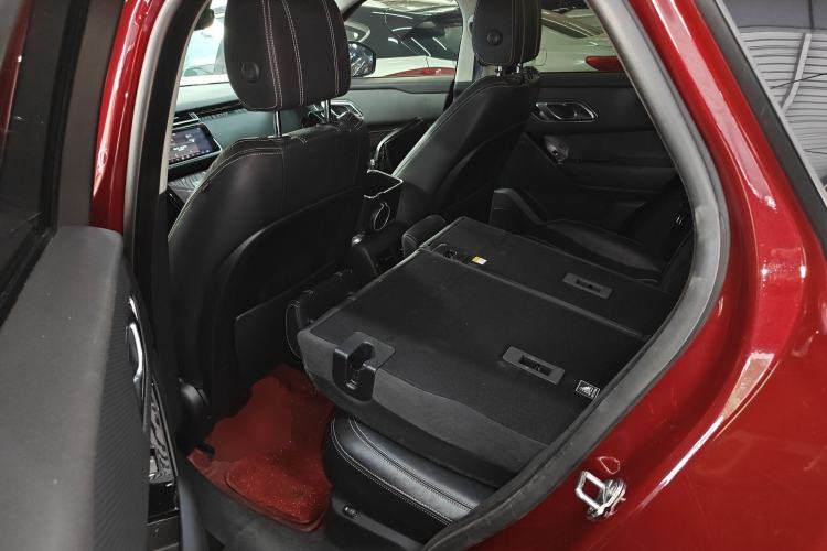 Used Land Rover Range Velar 2017 P250 S Left Rear Seat