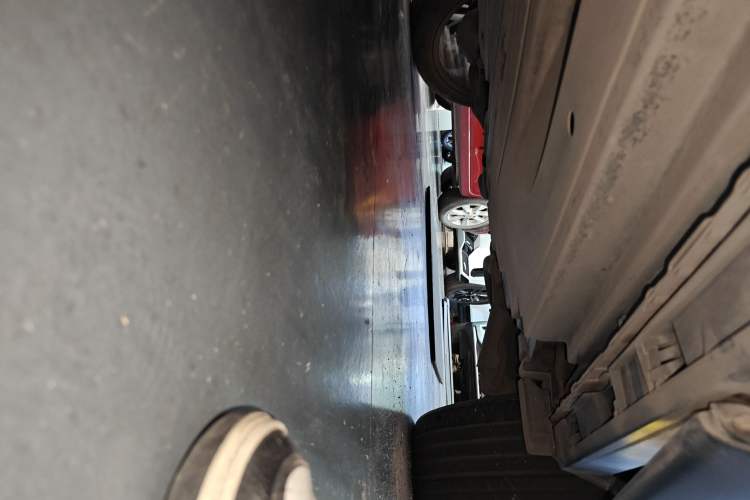 Used Land Rover Range Velar 2017 P250 S Left Side Sill