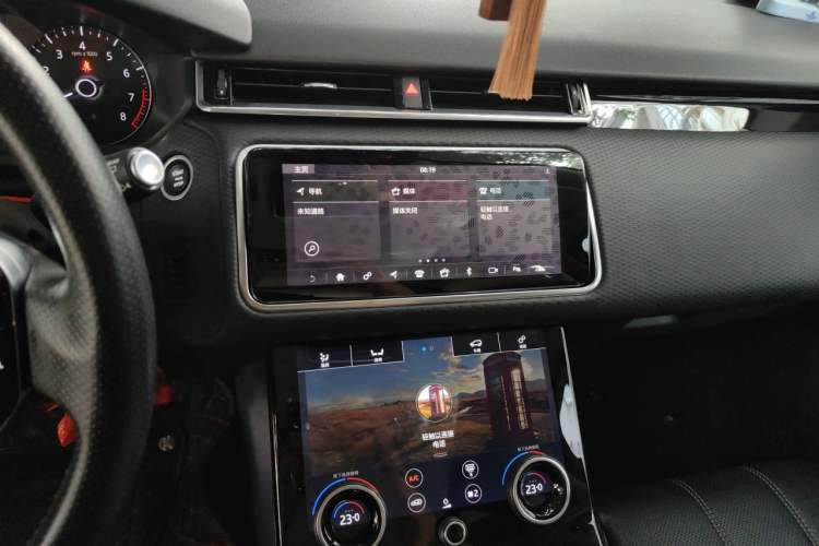 Used Land Rover Range Velar 2017 P380 S Audio And AC Panel