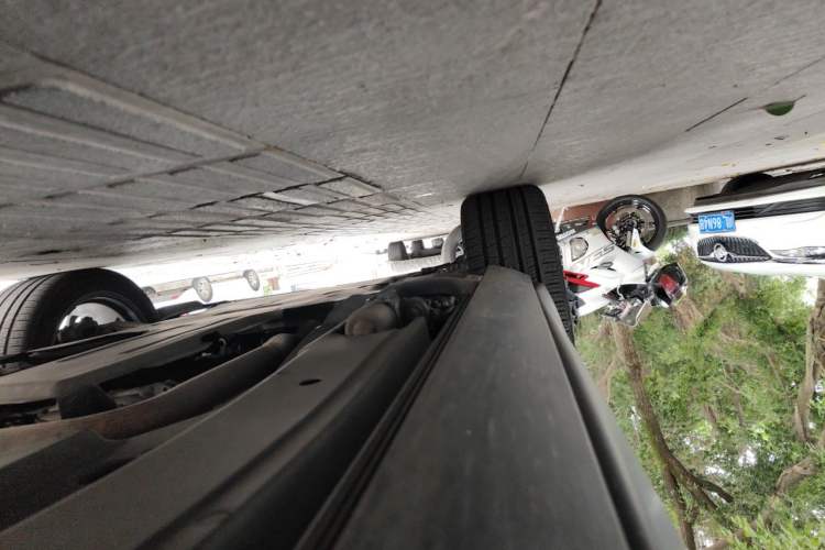 Used Land Rover Range Velar 2017 P380 S Chassis Front Left