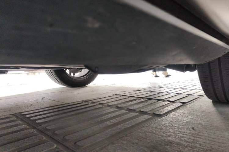 Used Land Rover Range Velar 2017 P380 S Chassis Rear Left