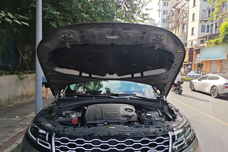 Used Land Rover Range Velar 2017 P250 S Engine Bay