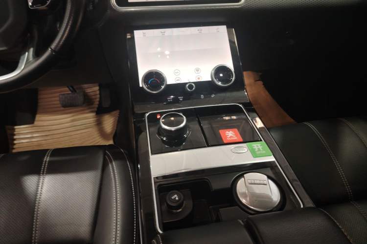 Used Land Rover Range Velar 2017 P250 S Gear Lever