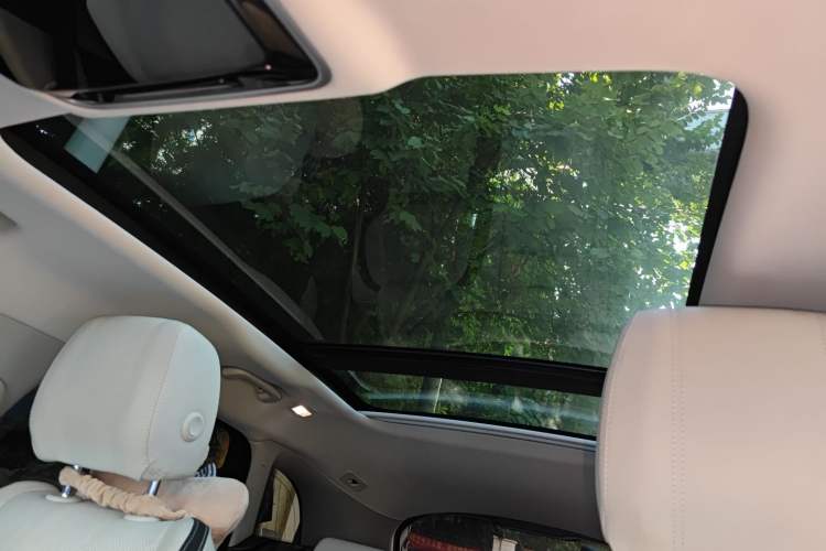 Used Land Rover Range Velar 2017 P250 S Headliner