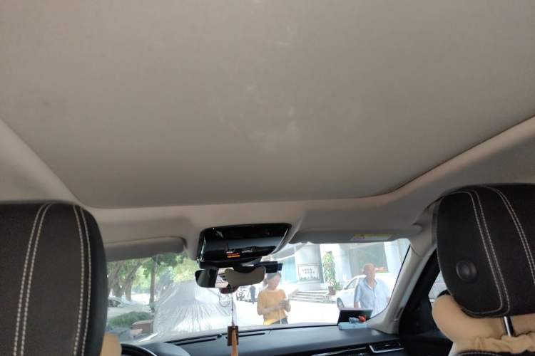Used Land Rover Range Velar 2017 P380 S Headliner