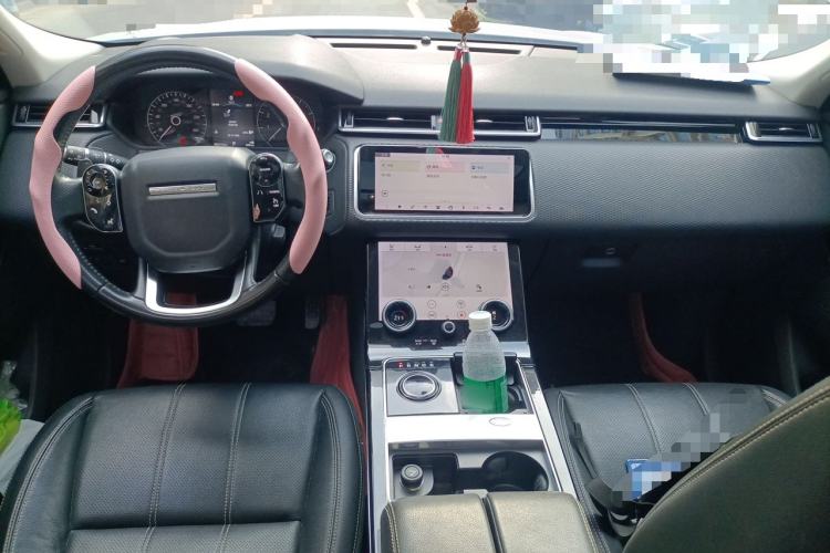 Used Land Rover Range Velar 2017 P250 S Center Console