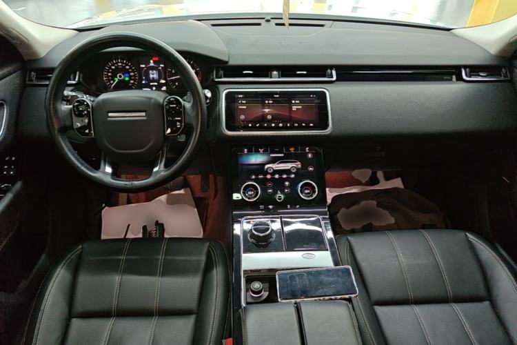 Used Land Rover Range Velar 2017 P250 S Center Console