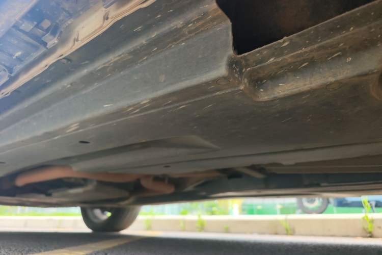 Used Land Rover Range Velar 2017 P380 R-DYNAMIC HSE Chassis Rear Left
