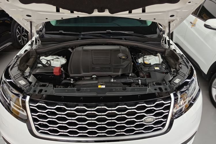 Used Land Rover Range Velar 2017 P250 S Engine Bay