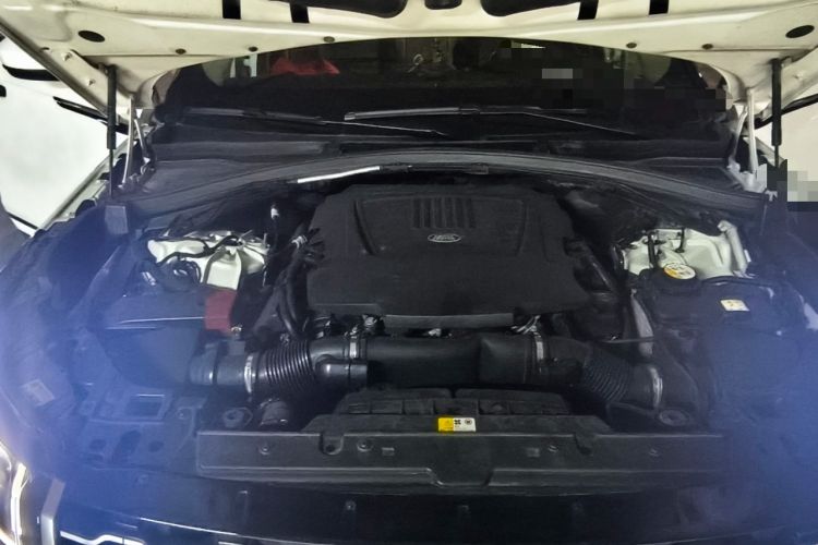 Used Land Rover Range Velar 2017 P380 S Engine Bay