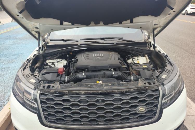 Used Land Rover Range Velar 2017 P380 R-DYNAMIC HSE Engine Bay