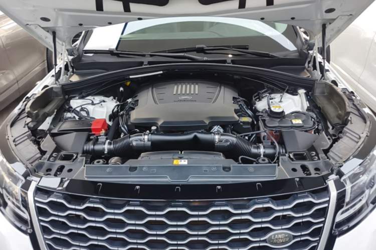 Used Land Rover Range Velar 2017 P380 S Engine Bay