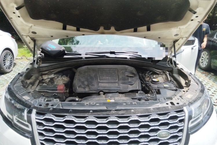 Used Land Rover Range Velar 2017 P250 S Engine Bay