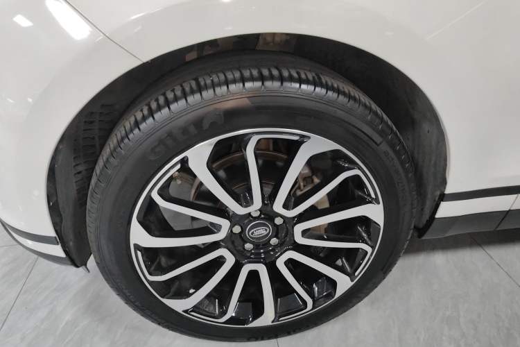 Used Land Rover Range Velar 2017 P250 S Exterior 4