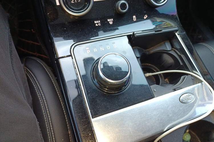Used Land Rover Range Velar 2017 P250 S Gear Lever